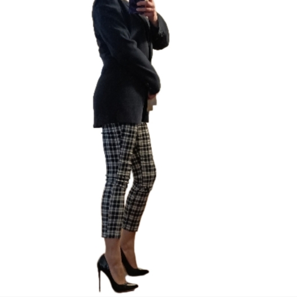 Meet your Posher, Mary - Picture 2 of 5